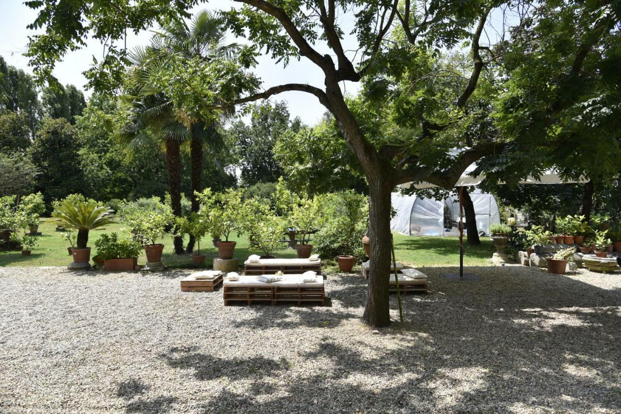 Bed And Breakfast Locanda Lugagnano カッシネッタ・ディ・ルガニャーノ エクステリア 写真